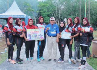 Libas 3-0 Tim Prapat Tunggal, Tim Bola Voli Putri Sungai Batang Bengkalis Pertahankan Gelar Juara 1